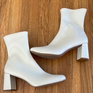 A New Day Ivory Sock bootie size 10